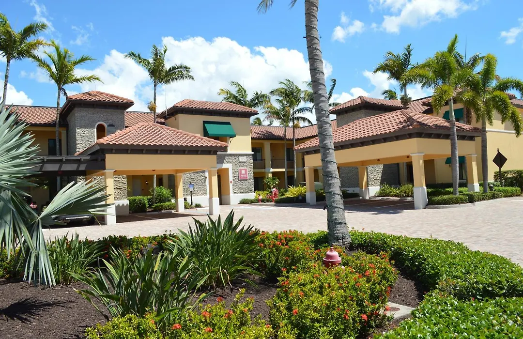 Naples Bay Resort And Marina-1